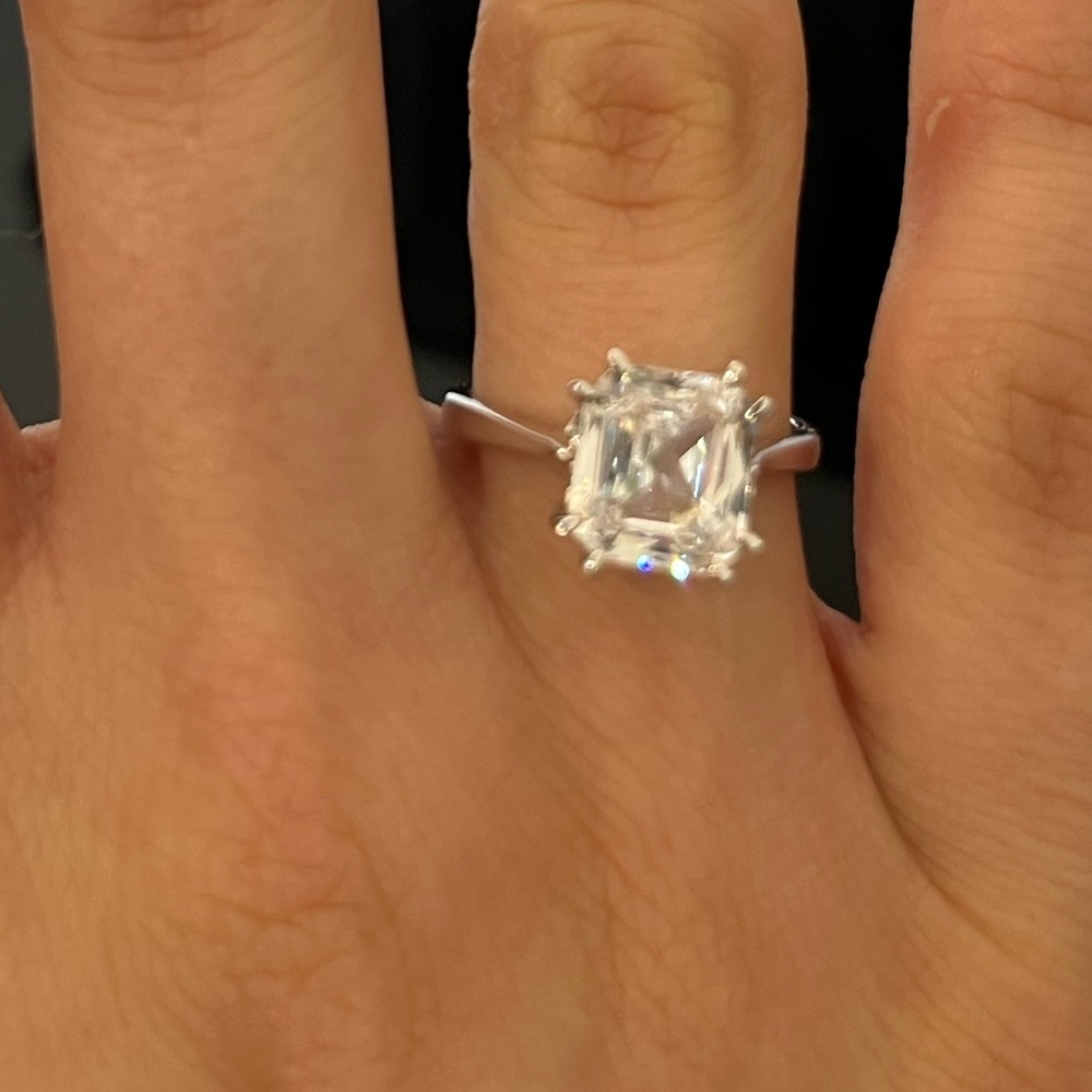Brand new costume ring